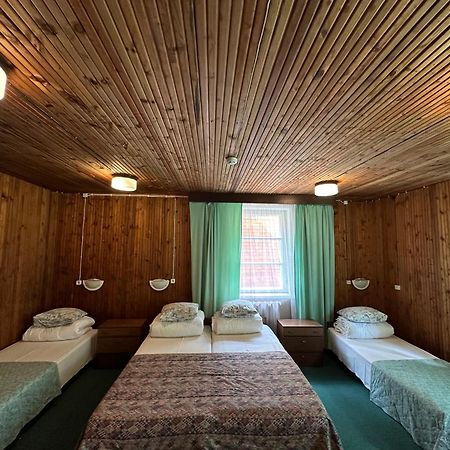 Oravapesa Guest House Häädemeeste Εξωτερικό φωτογραφία